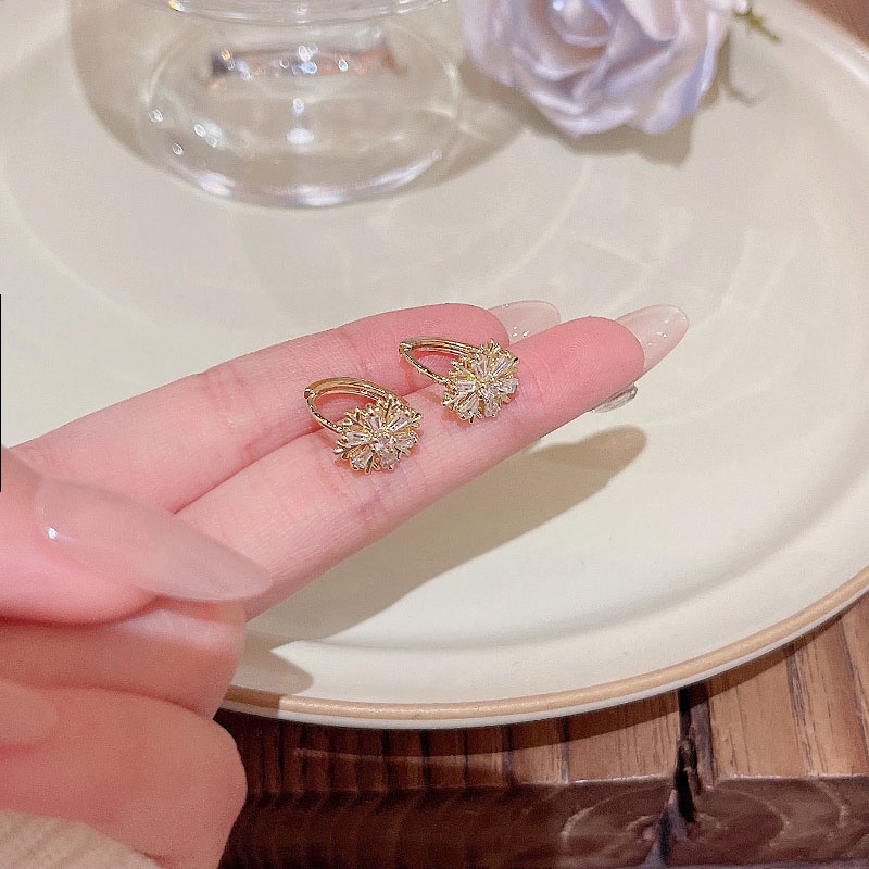 Bông Tai Mạ Bạc 925 Hình Bông Tuyết Đính Đá Zircon Thời Trang