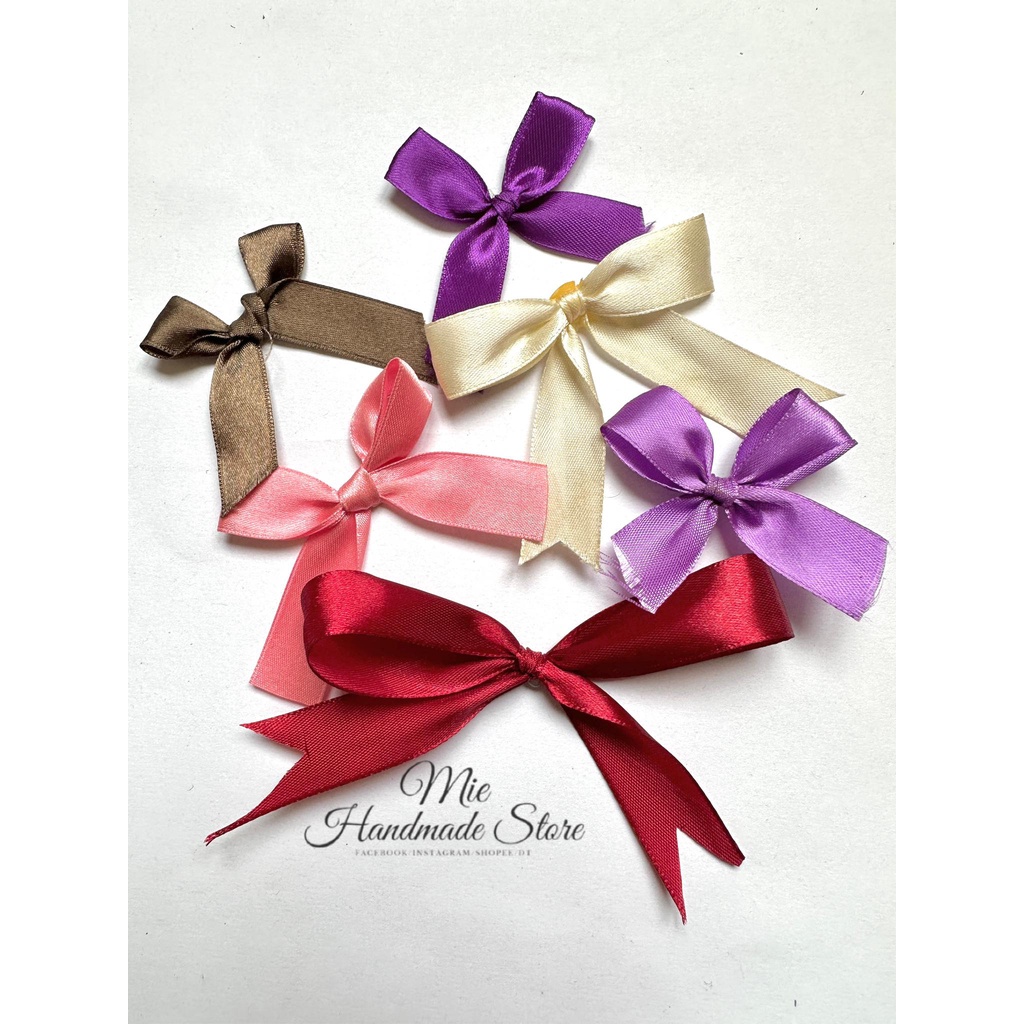 Nơ ruy băng sẵn nhiều màu nhiều kích thước tiện dụng trang trí