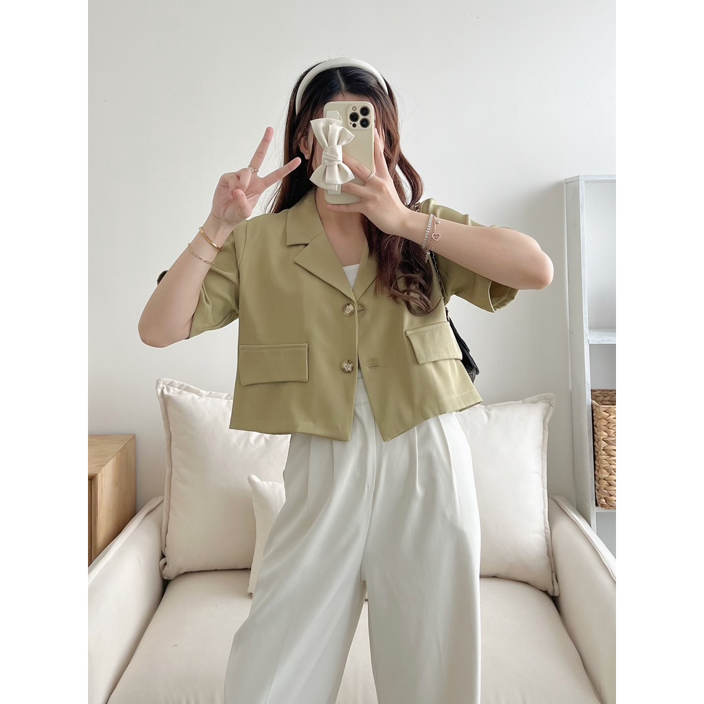 Áo Blazer Croptop Nữ Cộc Tay Freesize Phong Cách Trẻ Trung - SE02 | BigBuy360 - bigbuy360.vn