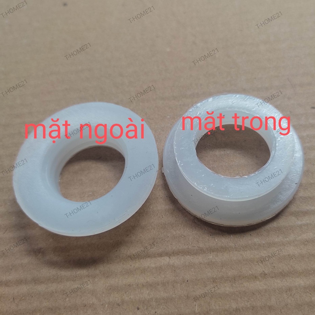 Ron trong 25 máy năng lượng mặt trời