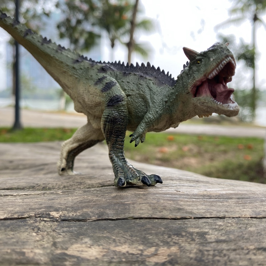 Mô hình khủng long 2 sừng Carnotaurus - Chính hãng