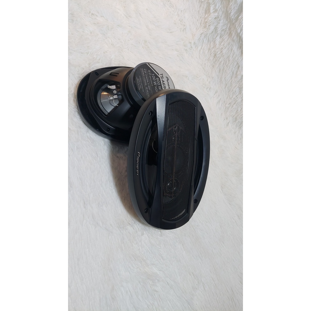 Cặp Loa Cánh Cửa  PIONEER 600W 6x9 inch . Độ âm thanh cực chất cho xế yêu.