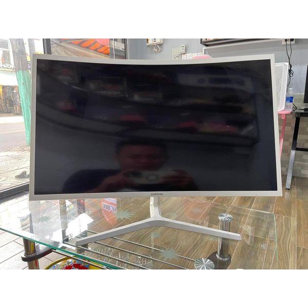 Màn hình máy tính samsung 32inch C32F391/C32F395 cong trắng tinh như mới - bảo hành 03 tháng