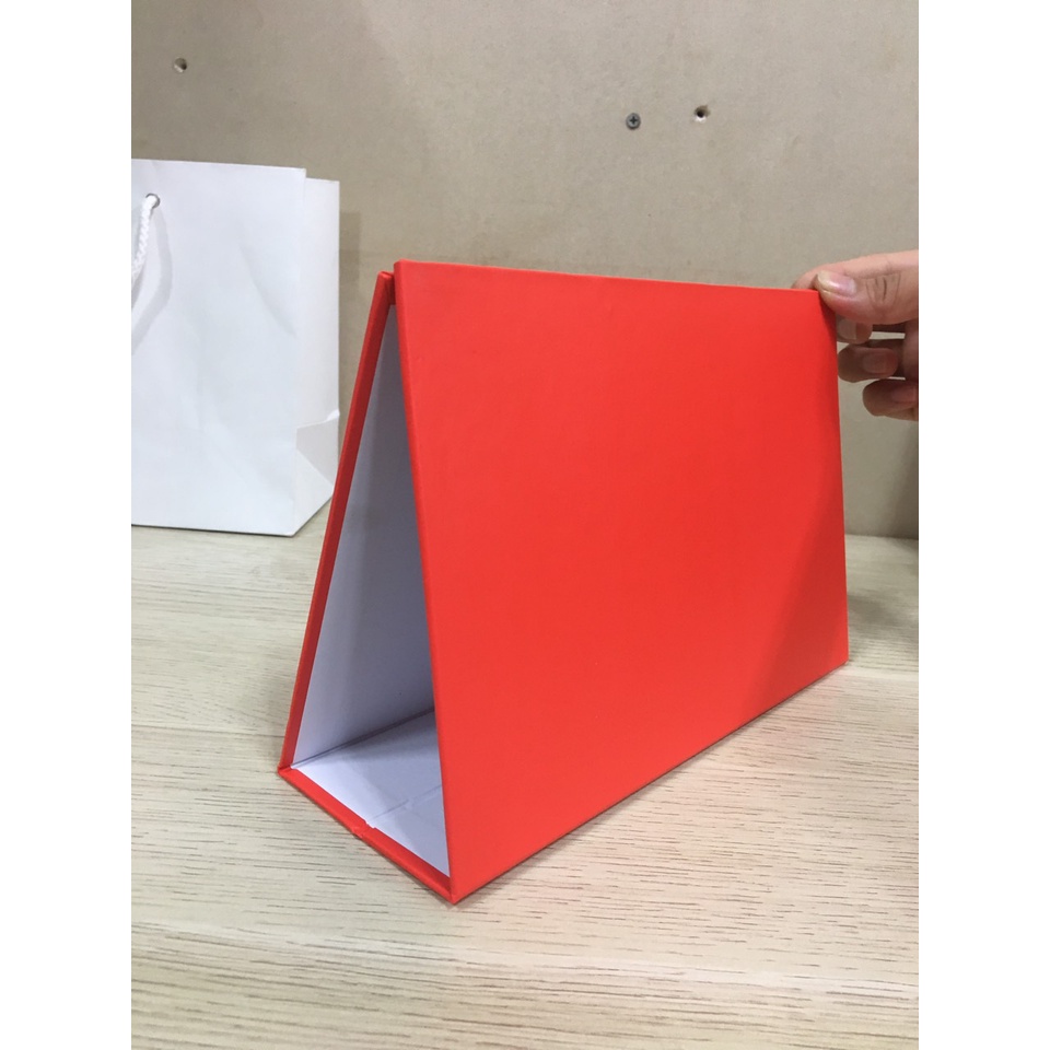 Đế lịch để bàn - khổ 16 x 24cm (Đế lịch bàn ngang) - 3 màu - Có bán phôi in lịch bàn + bộ số miễn phí