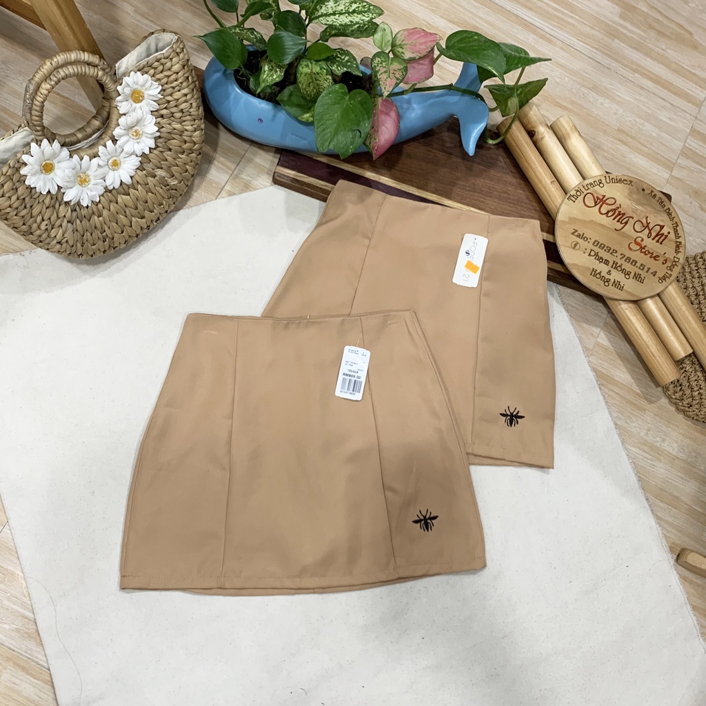 Chân Váy Chữ A Thêu Con Ong Tôn Dáng Cạp Cao Ulzzang - MX