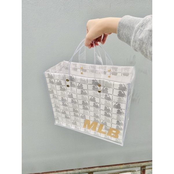 Túi giấy custom em eo bi