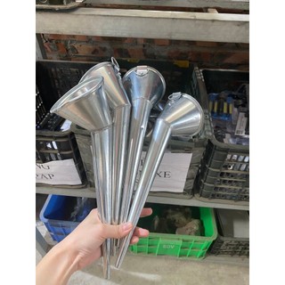 Phễu rót dầu xe máy