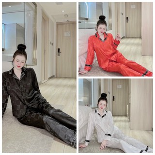 Đồ bộ mặc nhà chất liệu vải gấm theo phong cách quảng châu