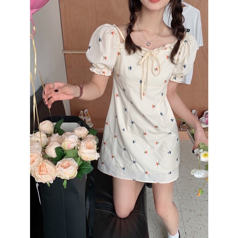 Váy hoa nhí tiểu thư tay bồng xinh xắn