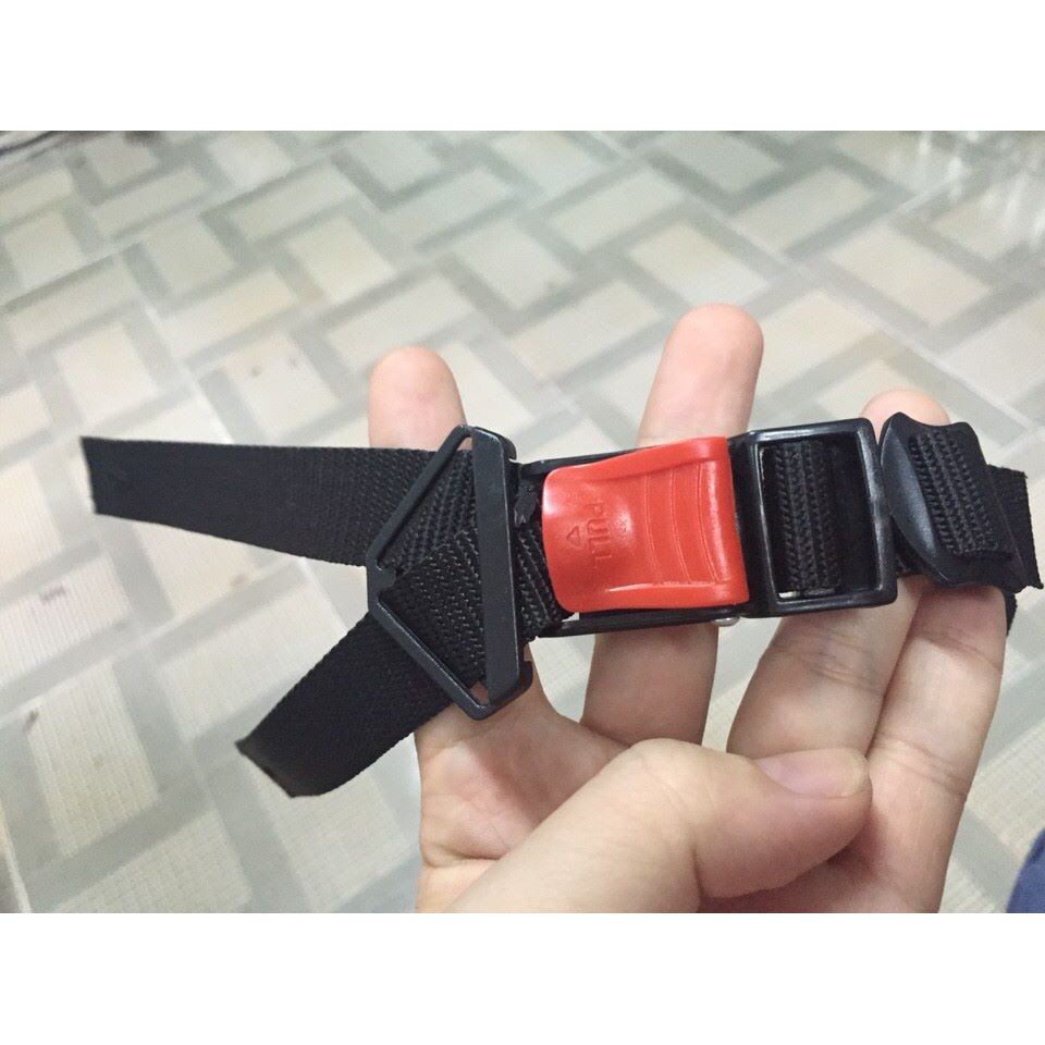 Quai nón bảo hiểm