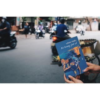 Sách - Bò hoang phố cổ
