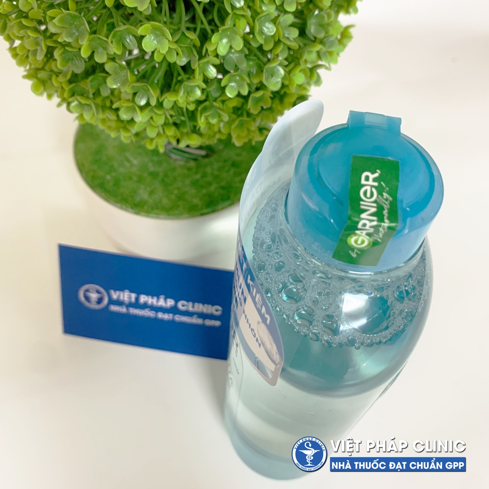 Tẩy trang sạch sâu cho mọi loại da Garnier Micellar Water 400ml