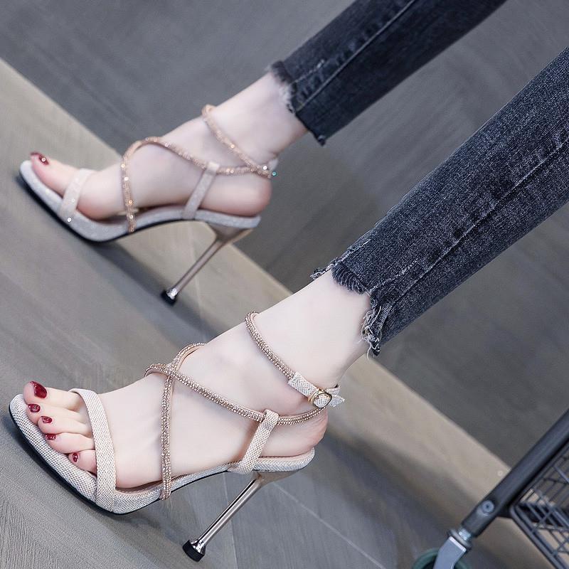 [Hàng Có Sẵn] Sandal Cao Gót Dây Đan Chéo Phong Cách Mới 2023