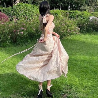 Đầm nữ pháp cổ điển độc lạ