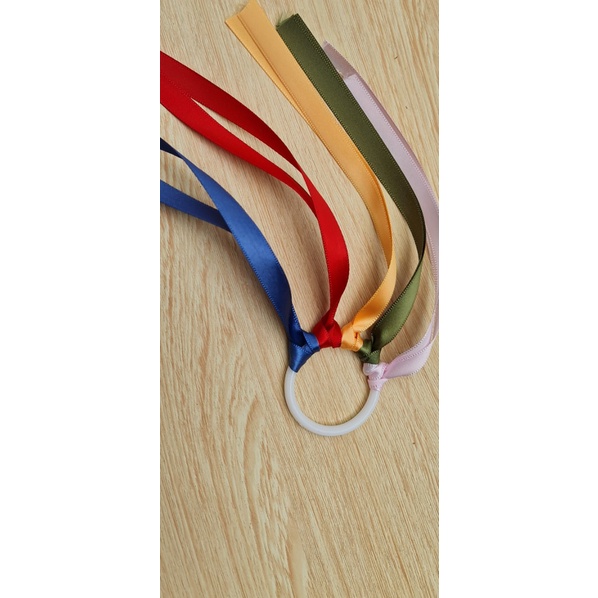 Vòng Ruy Băng Cầu Vồng