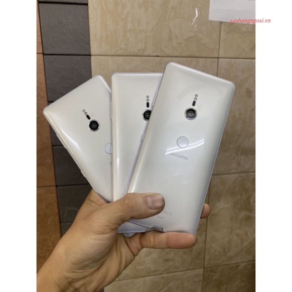 Điện thoại Sony Xperia XZ3  màn hình cong siêu đẹp