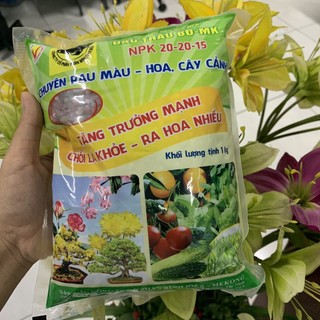 Phân bón dinh dưỡng bật chồi, hoa nhiều Đầu Trâu NPK 20-20-15  - T62