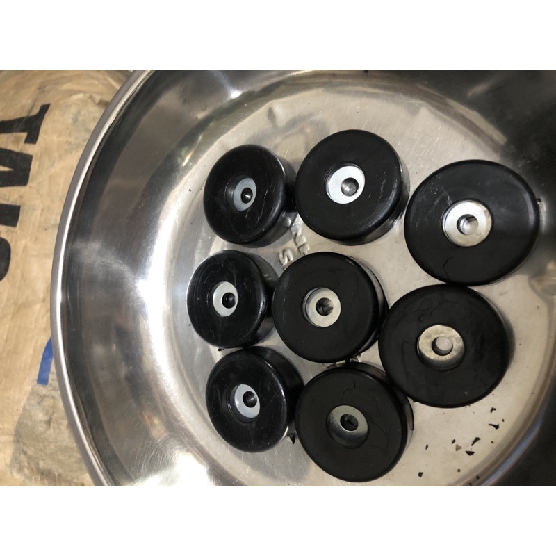 Com bo 8 chân đế cao su tròn