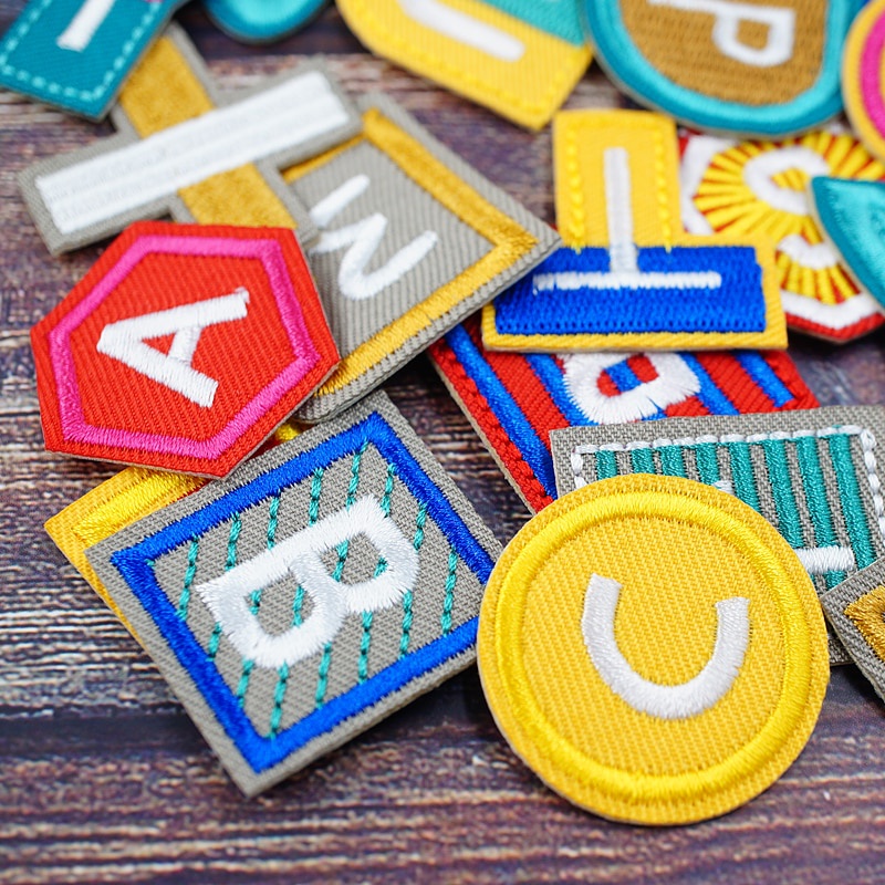 Sticker ủi nhiệt thêu hình logo chữ cái A-Z độc đáo lạ dễ thương cute- Patch ủi quần áo balo H67