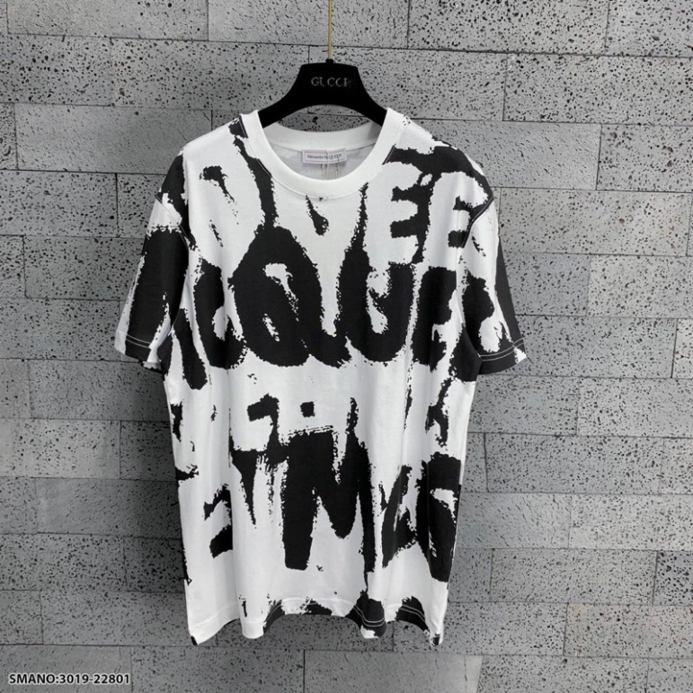 Áo Phông Nam Nữ In Chữ Eo Vì Chấm Loang Kim Tuyến Nhũ Đỏ Trước Ngực . Áo Cộc Tay Siêu Cấp Dành Cho Các Boy Phố Hót 2023