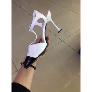 sandan miu miu phối mầu