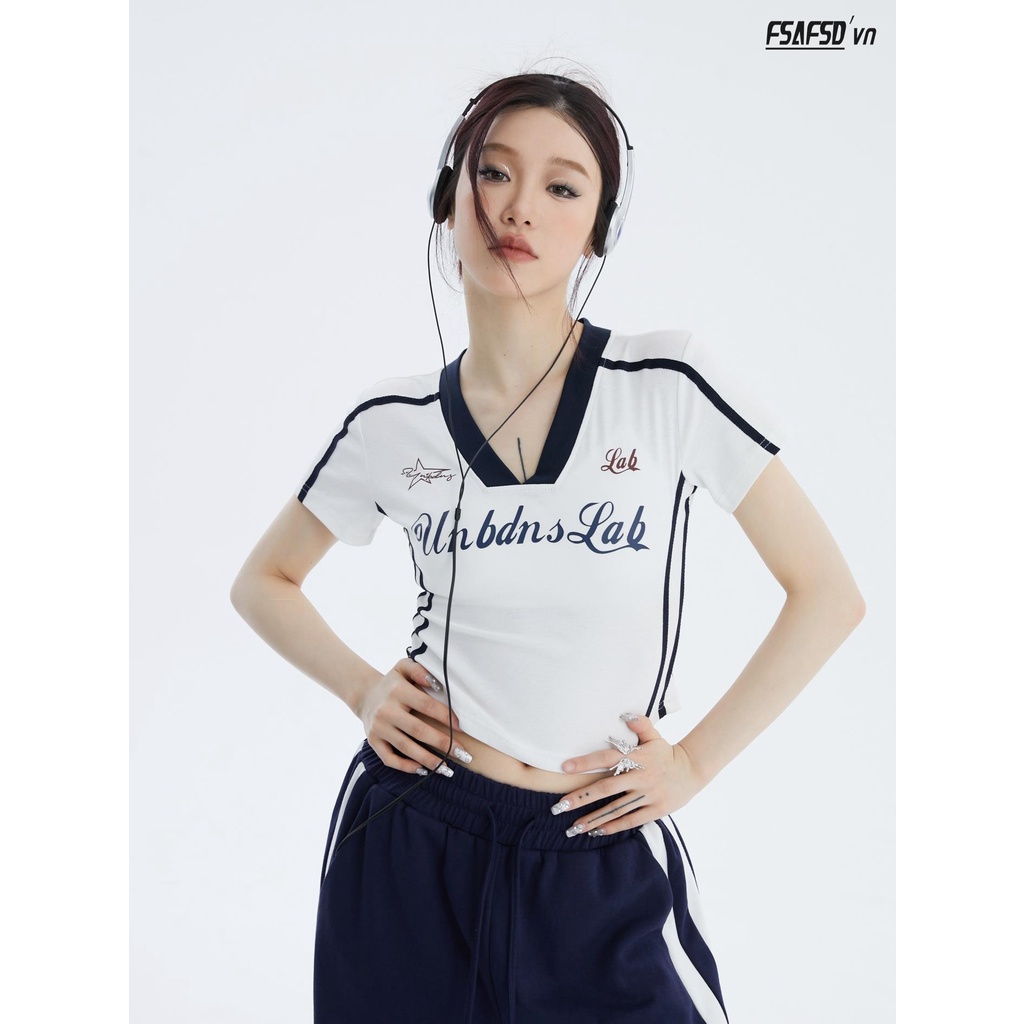Áo Thun Nữ Ngắn Tay Cổ Chữ V Thời Trang