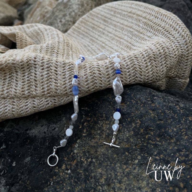 Vòng cổ Caramel Leinne đi biển mùa hè phong cách vintage