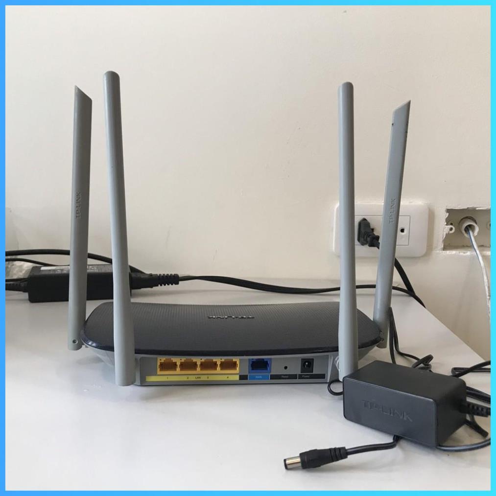 Bộ Phát Wifi 4 Râu TP-link WDR6300 - Hai băng tần AC1200