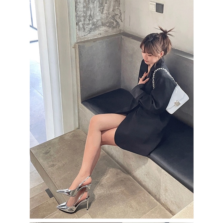 Giày Cao Gót Mũi Nhọn Bằng Da Bóng Đính Đá Màu Bạc Sang Trọng Thời Trang Cho Nữ