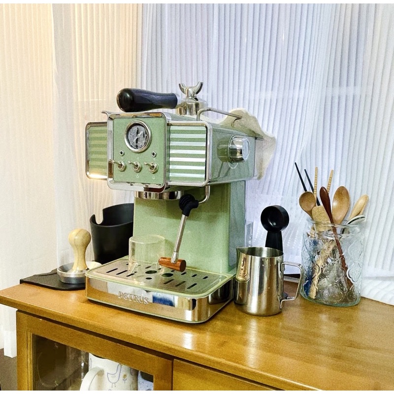 Máy pha cafe gia đình Petrus PE-3690 màu xanh mint