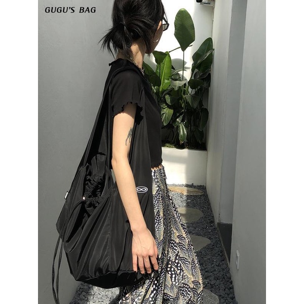 Túi Dây Rút Đeo Chéo Màu Đen Xinh Xắn Thời Trang