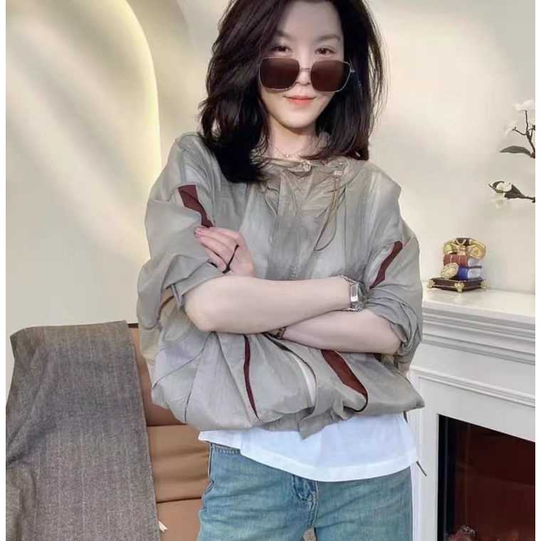 Áo Khoác Chống Nắng Thoáng Khí Có Mũ Trùm Phối Màu Tương Phản Thời Trang Xuân Hè 2023 Cho Nữ Thẻ