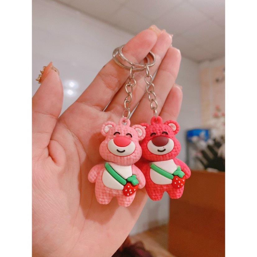Móc Khóa Cao Cấp Gấu Dâu Hồng Đậm Kèm Dây Siêu Cute Mẫu Mới PP
