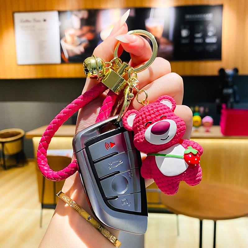 Móc Khóa Cao Cấp Gấu Dâu Hồng Đậm Kèm Dây Siêu Cute Mẫu Mới PP
