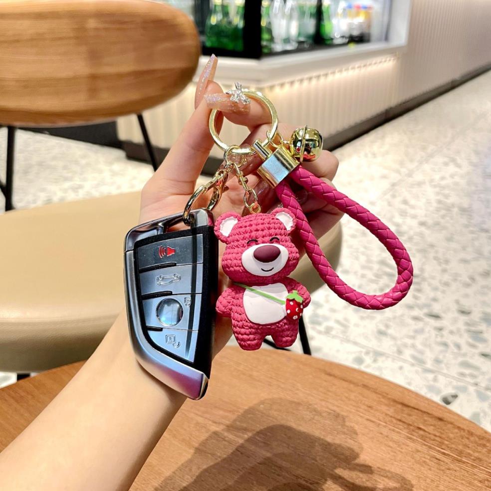 Móc Khóa Cao Cấp Gấu Dâu Hồng Đậm Kèm Dây Siêu Cute Mẫu Mới PP