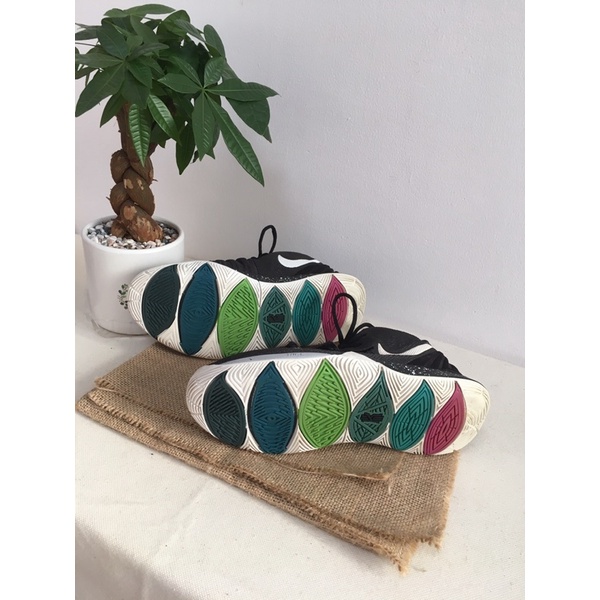 Giày thể thao Nike_Kyrie 4 đã qua sử dụng