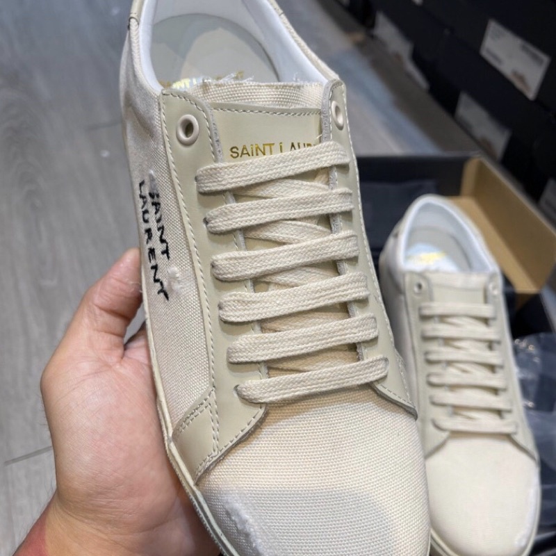 Giày Sneaker Sant Lauren Classic Kem Lai Au