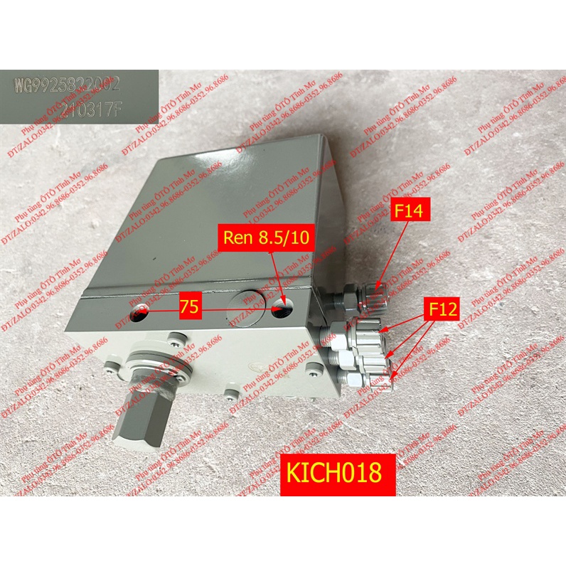 kích cabin HOWO A7 4 lỗ WG9925822002/1