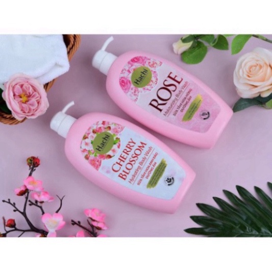 Sữa tắm hoa hồng dưỡng ẩm ROSE moisturizing body wach HAchi Vitamin B5 giúp da căng bóng mịn màng lưu hương thơm 650g