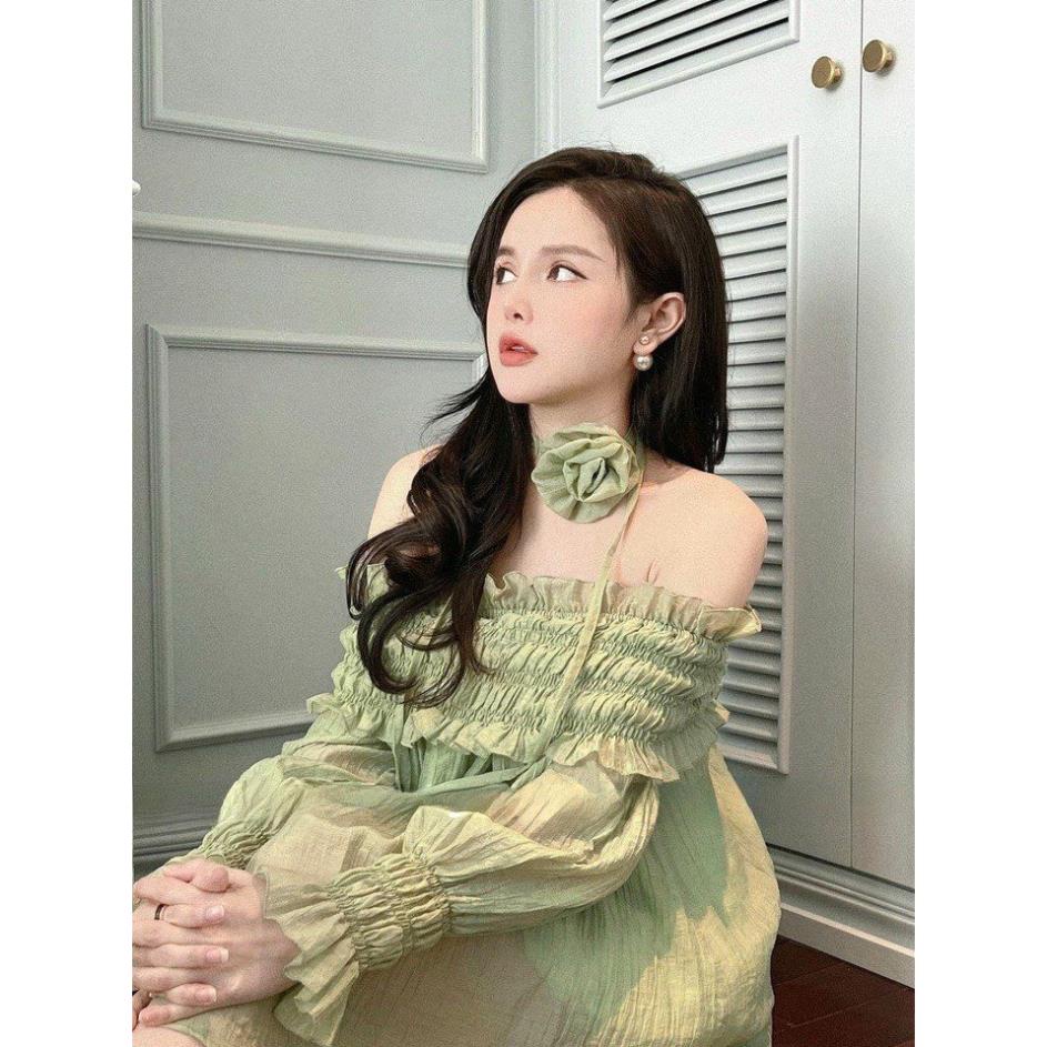 Áo Nữ Trễ Vai Vải Tơ Xước Bèo Cổ Xếp Ly Dài Tay Mix Hoa Cổ Size S,M Moanstore