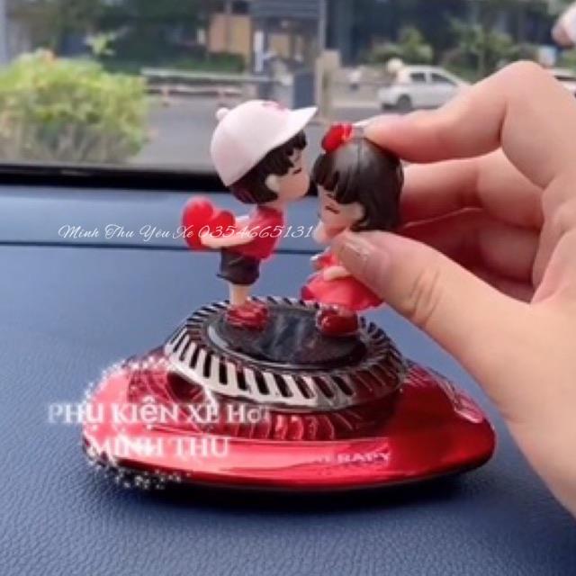 Nước Hoa Ô Tô Aroma Cao Cấp 2in1 tự động khuếch tán năng lượng mặt trời kèm bảng số điện thoại
