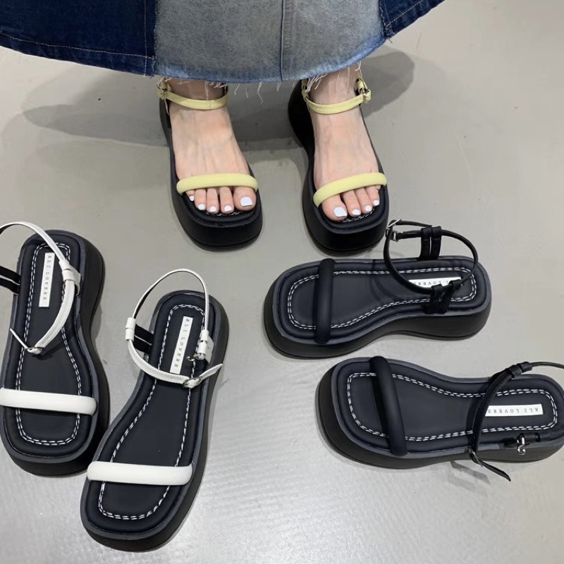 Giày sandals đế bánh mì quai mảnh 2023