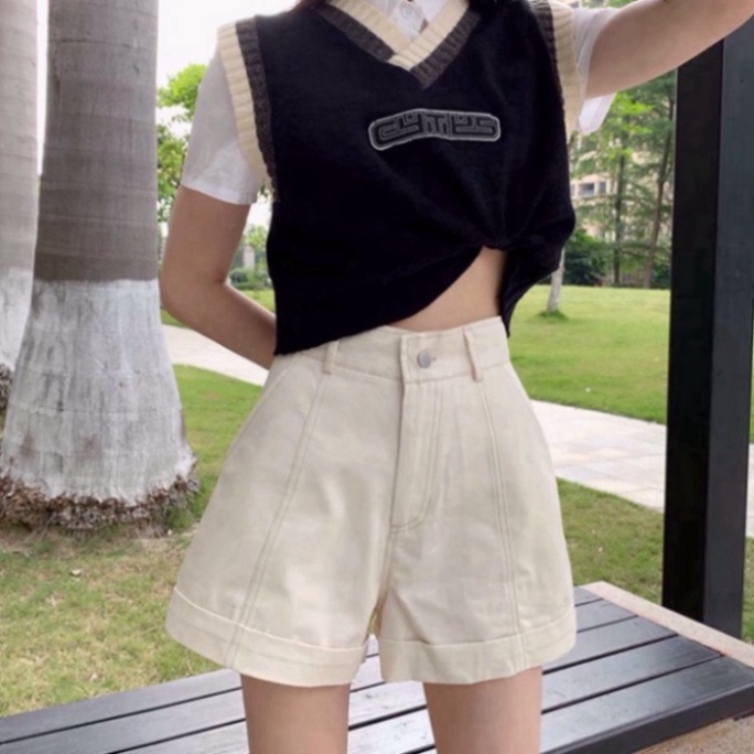 Quần Short Kaki Nữ Màu Be Sữa Gấu Gập Lưng cao hot trend | BigBuy360 - bigbuy360.vn