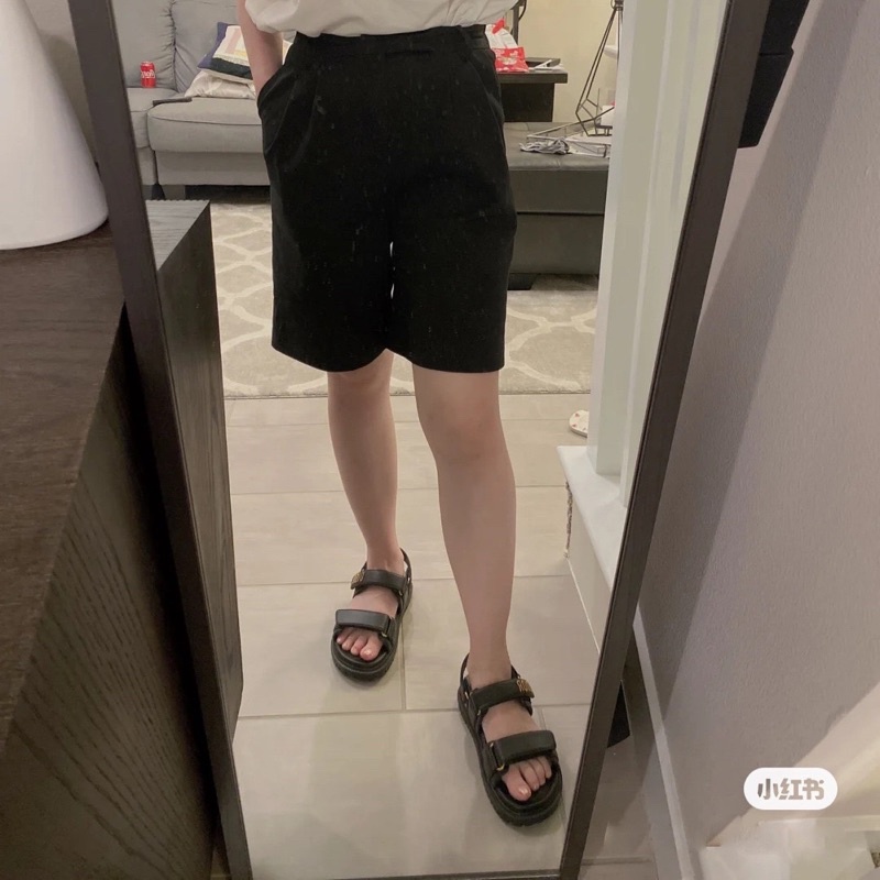 Sandal da đế bằng Di.or x Mc.Qu.een