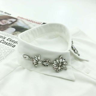 CỔ ÁO RỜI ĐÍNH ĐÁ
