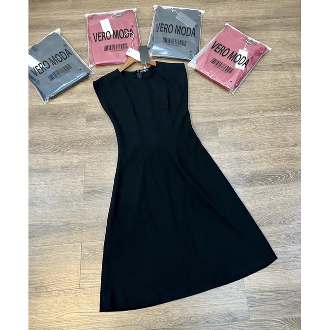 Đầm vero dáng xoè