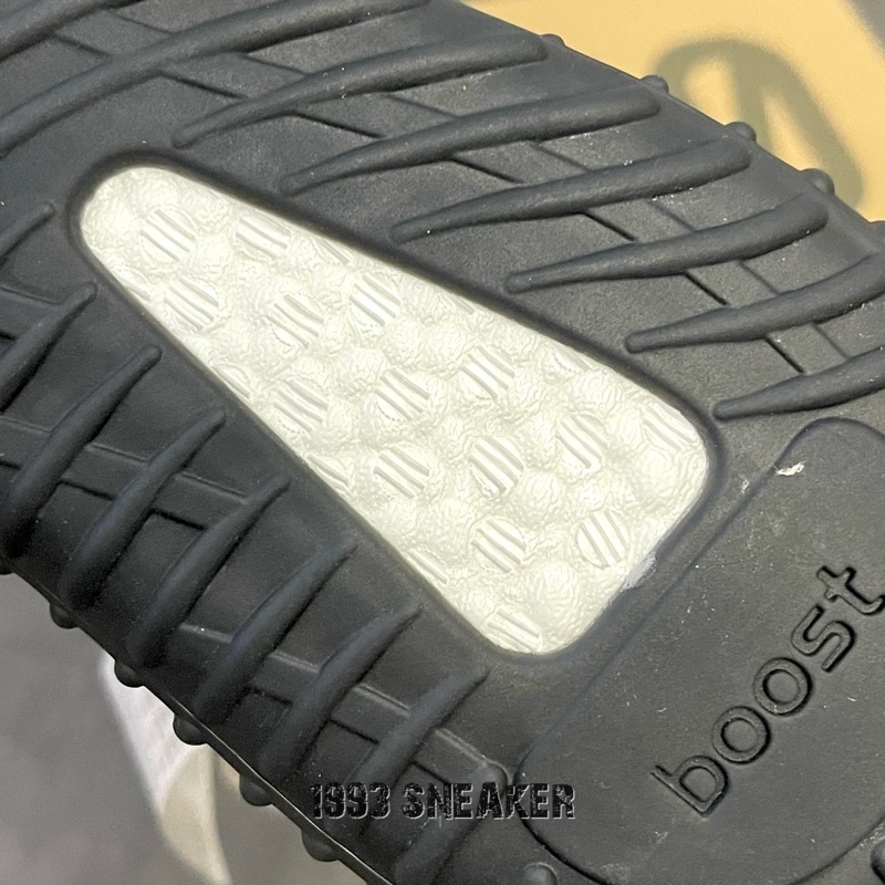 Giày Yeezy350 Statics Black đế hạt nén hộp cứng