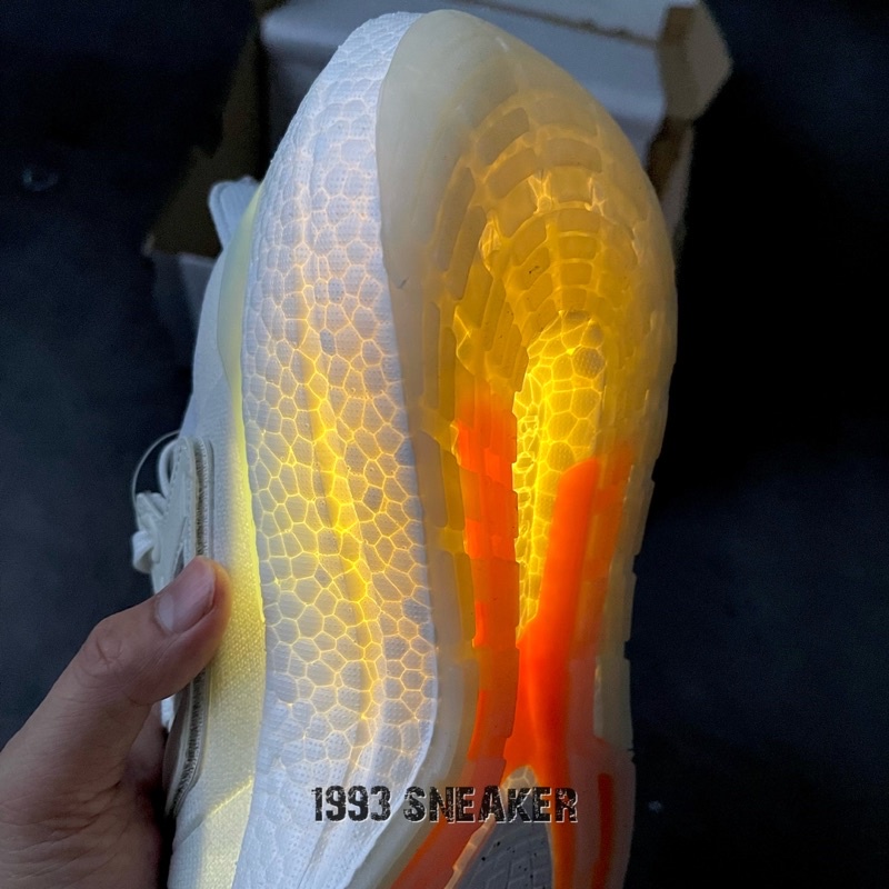 Giày thể thao Ultra Boost 2022 bản đế hạt nén hạt full box