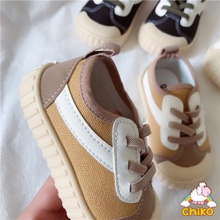 Giày vải nâu kem