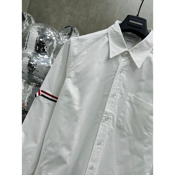 Sơ mi Thombrowne Neww hàng có sẵn !! Kiểu dáng trẻ trung, thời thuọng mặc cho Nam & Nữ !!
